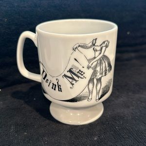 Alice in wonderland collectible mug